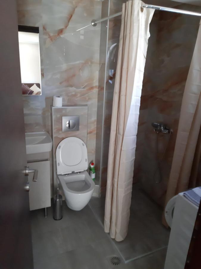 Kosmos Service Apartment City Center 1 With Additional Cost Parking Thessaloníki Exteriör bild